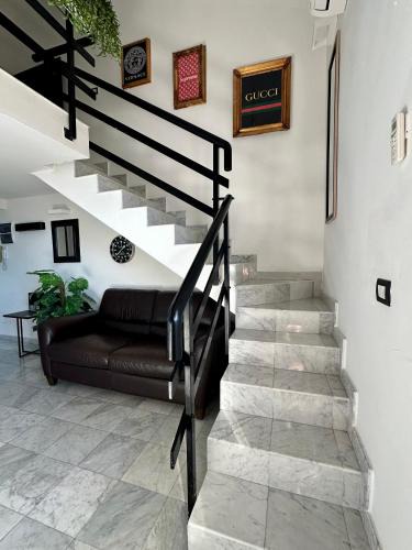Prato Apartment | Marble apartment