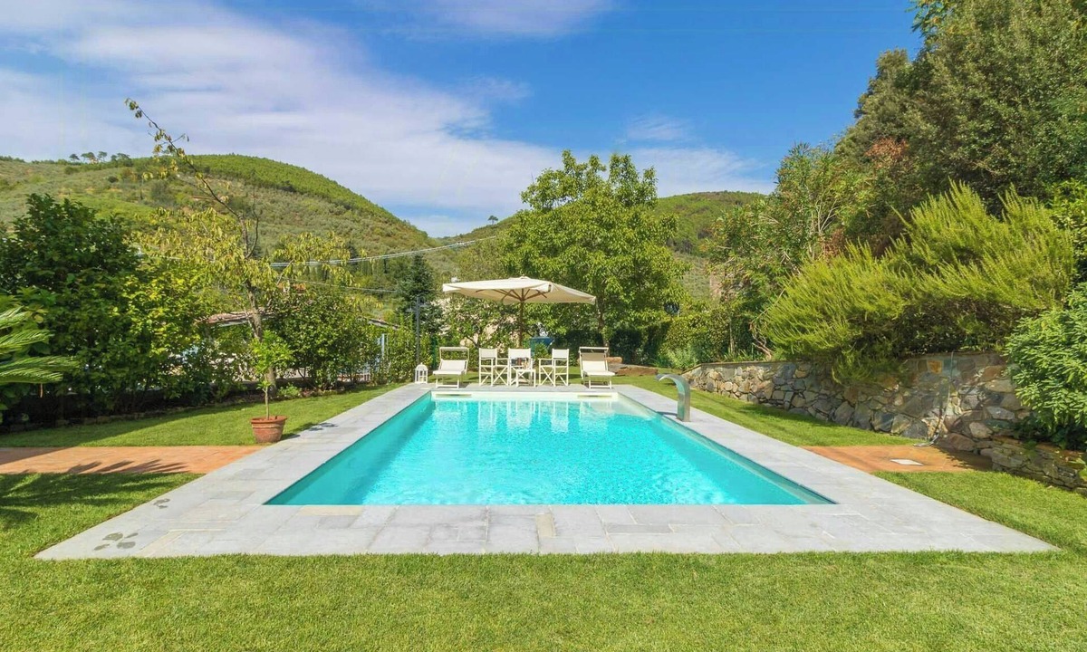 Sant'Andrea di Compito House | Marusca. Holiday home with private pool near Lucca