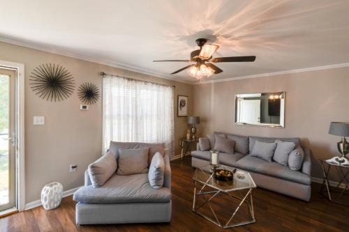 Milton House | Milton Getaway Near Beach w/Deck & Yard