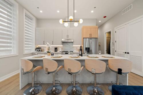 Tri-Taylor Apartment | Modern 2-BD 2-BA Retreat near Medical District