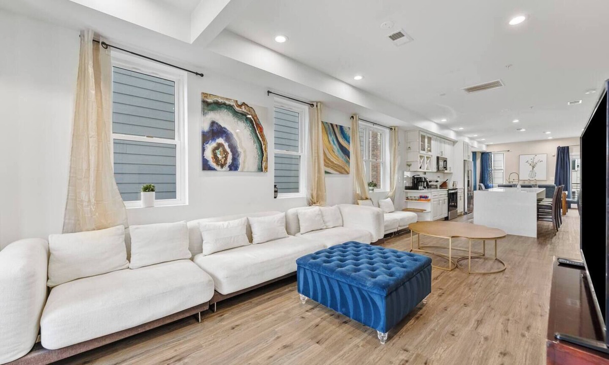Washington Apartment | Modern 4BR House – Mins to Stadiums & Wharf