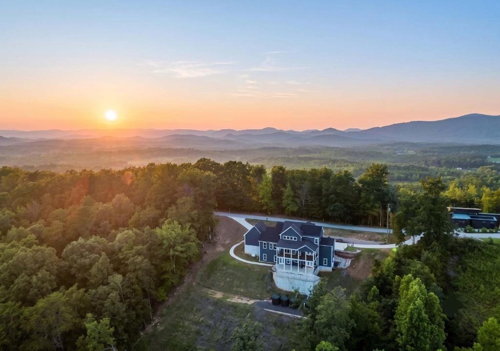 Tigerville House | Mountain View Escape