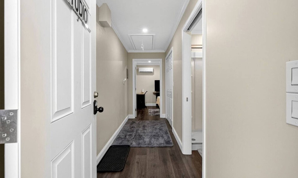 Newark Apartment | Newark Studio at South near University of Delaware