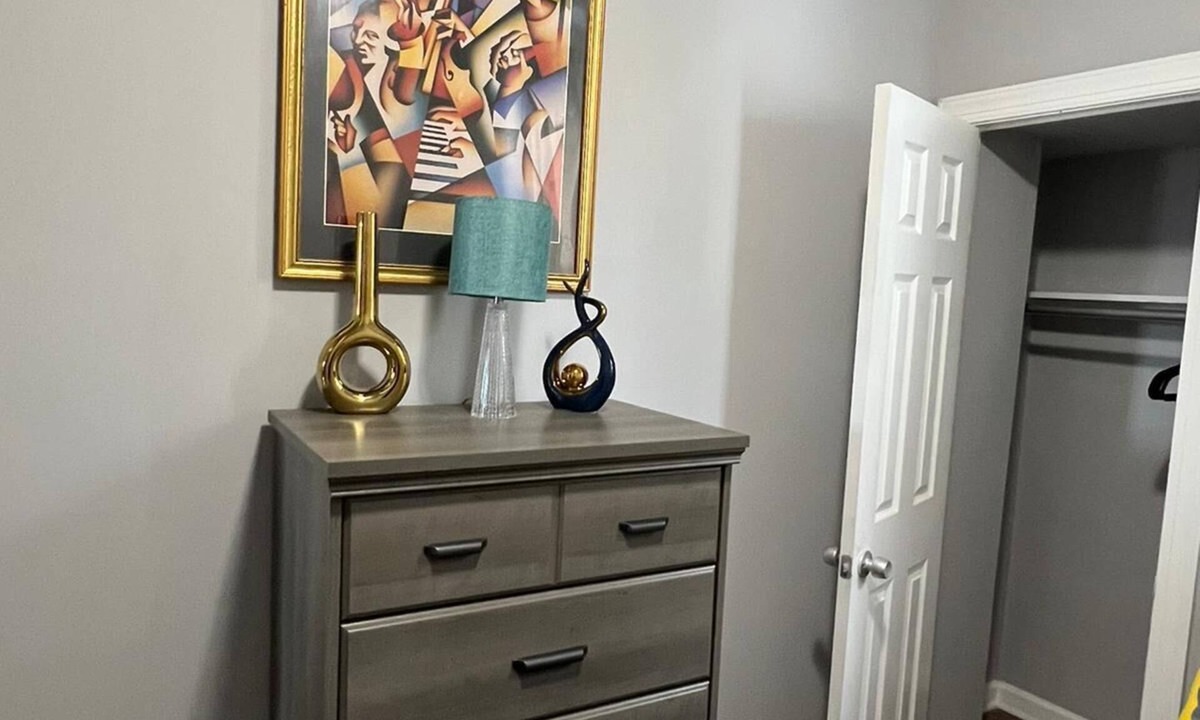 Edgewood House | Newly Renovated 4-bedroom, 2 bathrooms.