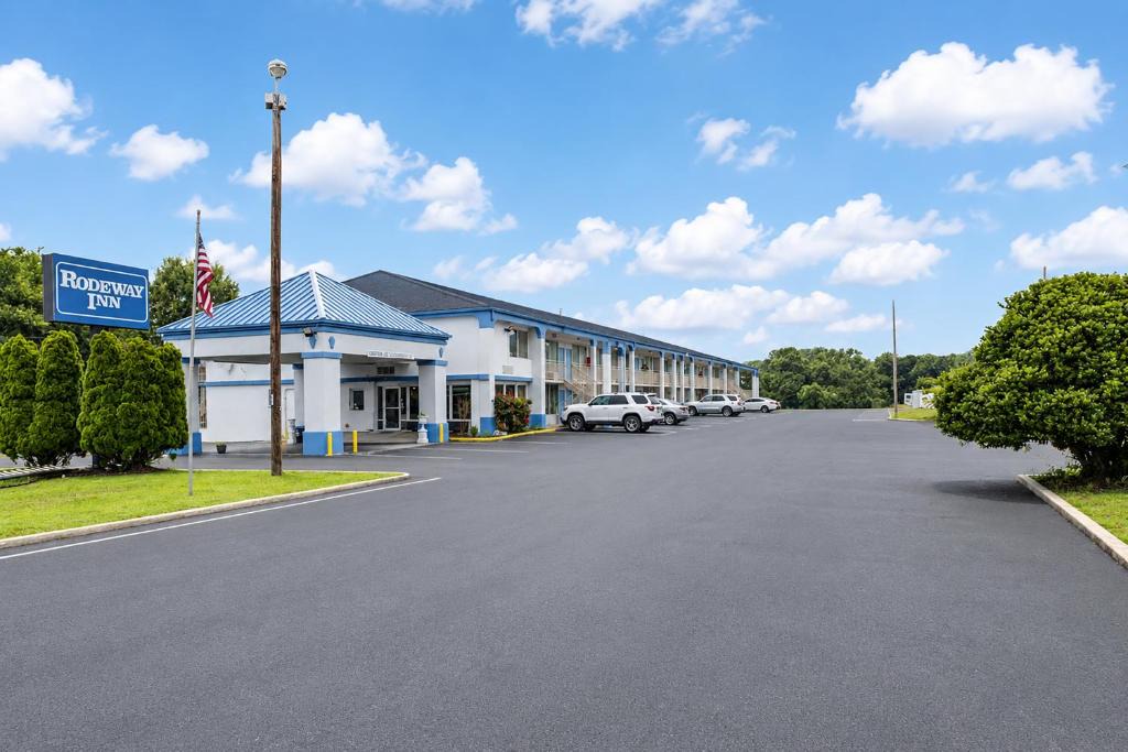 Denmark Hotel | Ole South Inn Jackson I 40 TN