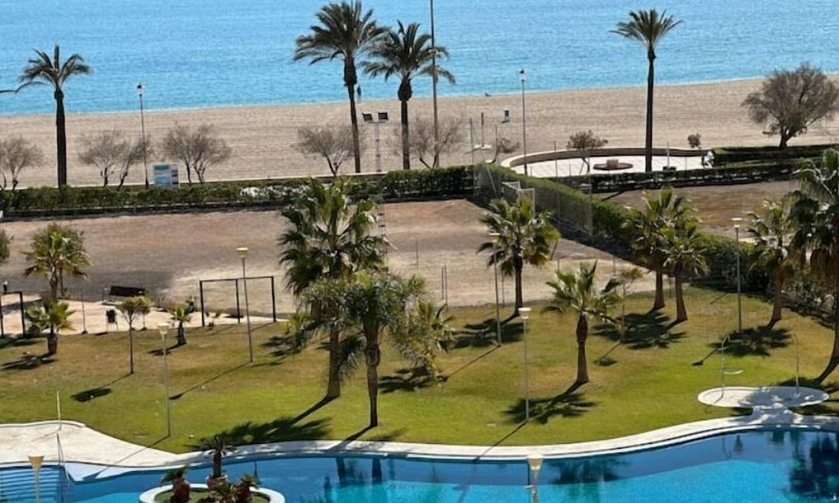 Roquetas de Mar Apartment | Parque Salinas Beachfront Penthouse