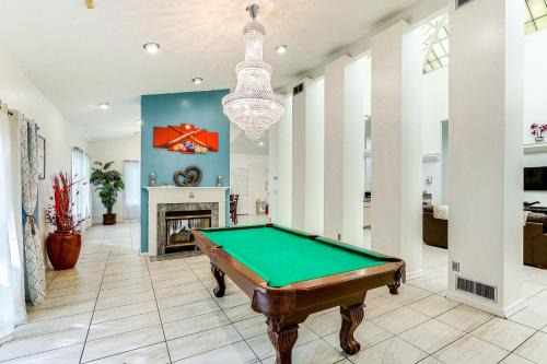 Dover House | Pet-Friendly Dover Retreat with Yard and Pool Table