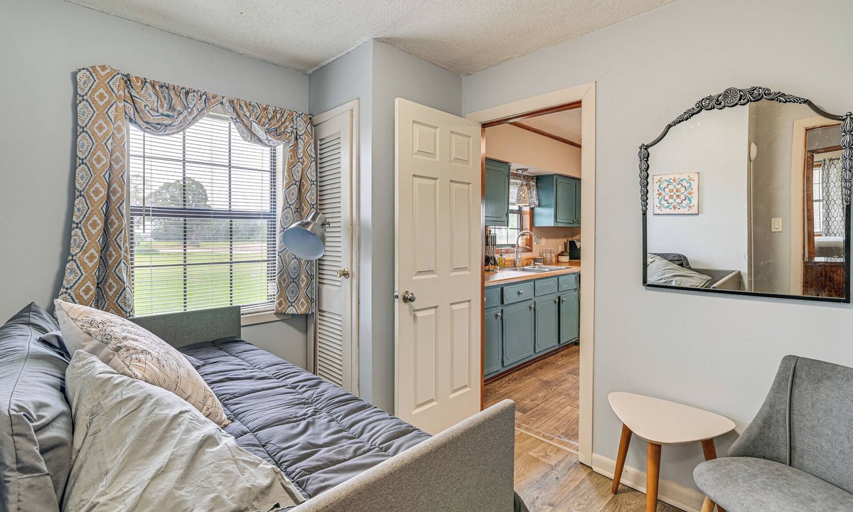 Etta House | Pet-Friendly Ecru Home: Patio & Yard, Near Hiking