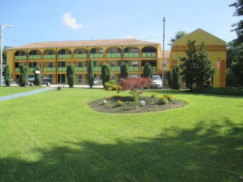 Williamstown Hotel | Plum Tree Inn