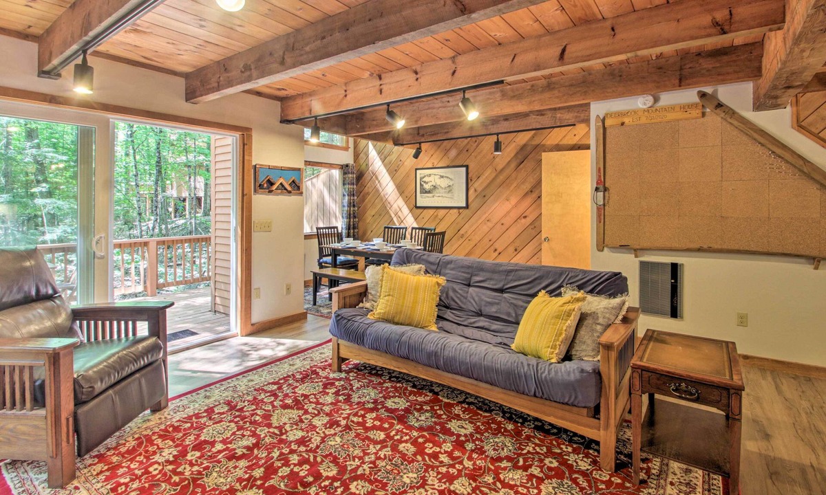 Birch Hill House | Quiet & Cozy White Mtns Getaway: 4 Mi to Cranmore!