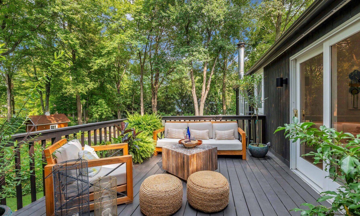 Pawling House | Recently Renovated Modern Hudson Valley Cottage Minutes to the Appalachian...