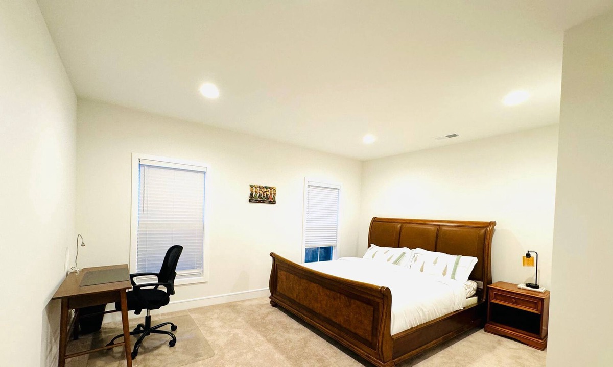 Aldie Villa | Red Cherry Oasis - Charming 2 bedroom villa with AC, WiFi in serene Aldie