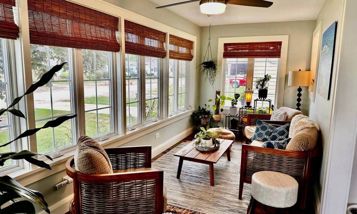 Rossford House | River, Marina, Park, Casino, EZ to I-75, DT Toledo