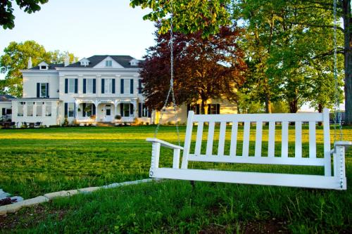 Warsaw Bed & Breakfast | Riverside Inn Bed and Breakfast, Wedding Venue & Events