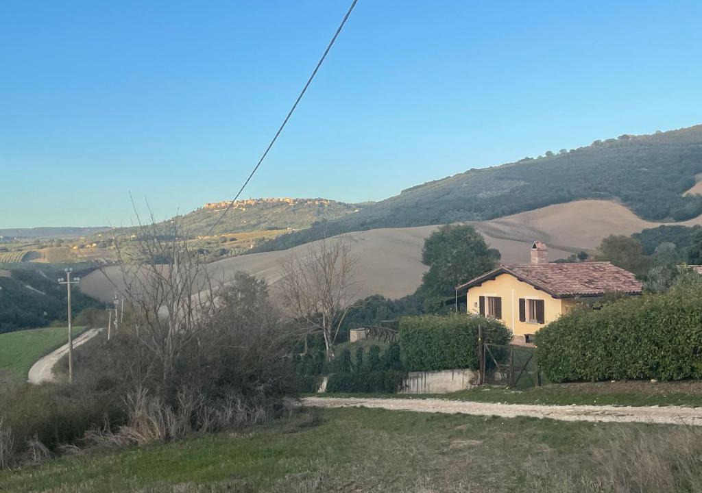 Montecchio Ski Chalet | Romantic love-nest villa Spa in Beautiful Umbria
