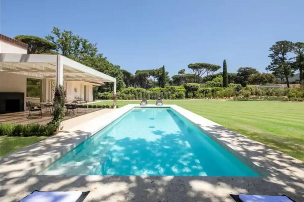Roccamare Apartment | Roseraie Villa Heated Pool