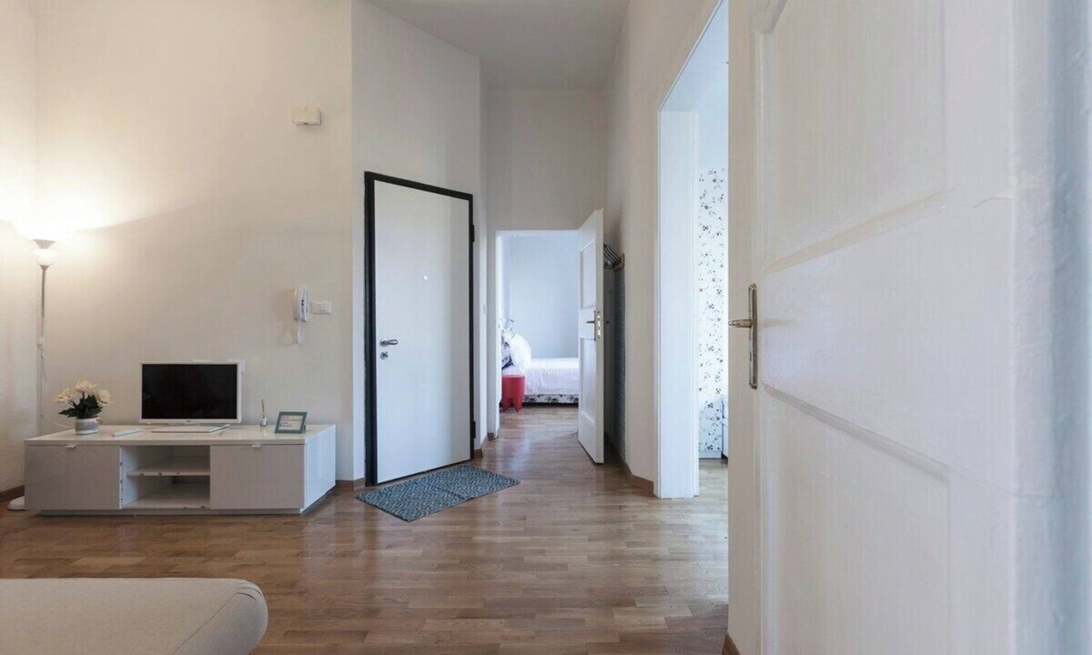 Saragozza-Porto Hostel | Saragozza Apartment 3: Bright and central flat