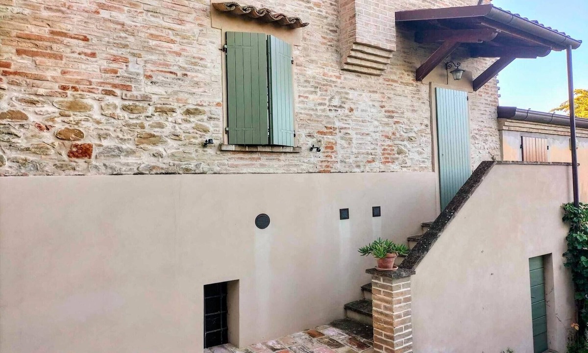 Granarola House | Spacious apartment in a stone farmhouse