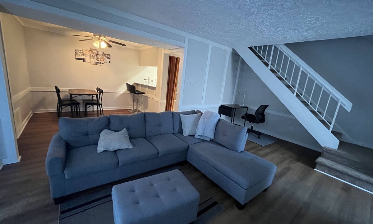 Indianapolis Condo | Stay with Blessing Home IN! Enjoy your stay!