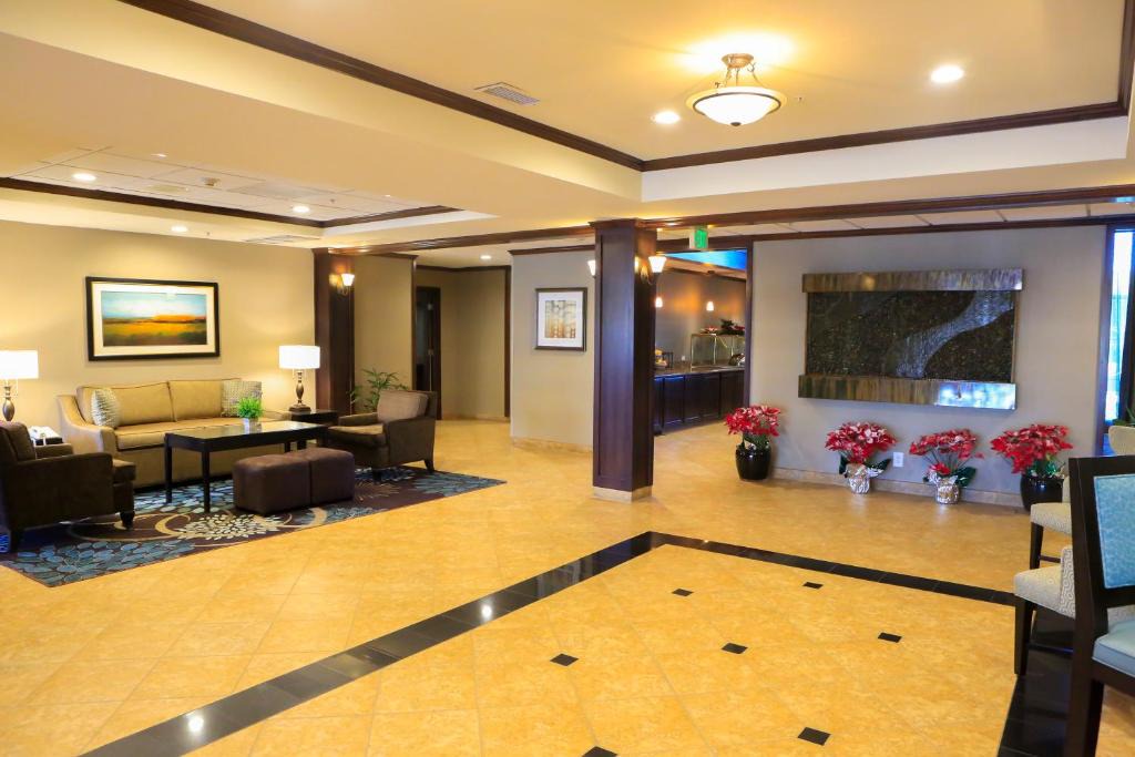 Milpitas Hotel | Staybridge Suites Silicon Valley - Milpitas by IHG