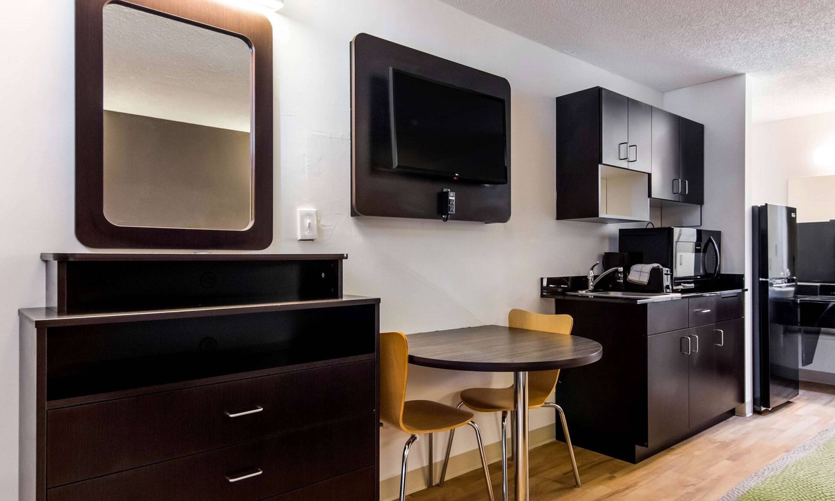 LaGrange Hotel | Studio 6 Extended Stay - Lagrange, GA