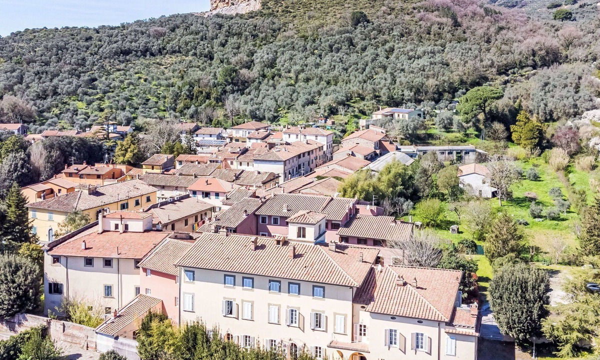 San Giovanni alla Vena Villa | Stunning private villa for 16 guests with WIFI and TV