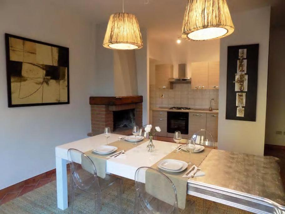 Lastra a Signa Apartment | Suite Design apt in Florence