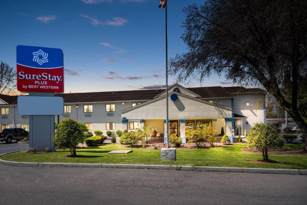 Limekiln Hotel | SureStay Plus by Best Western Reading North