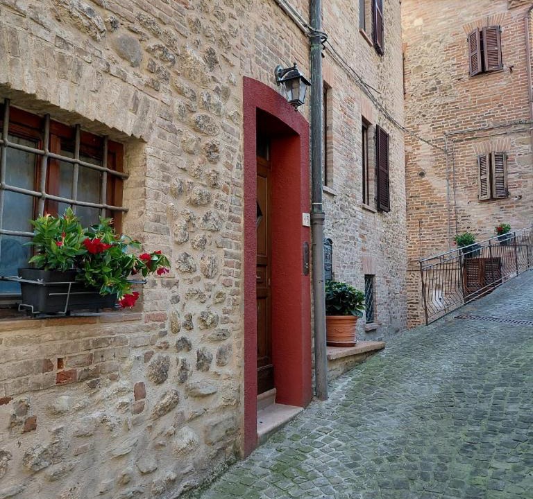 Montefortino House | Tempietto