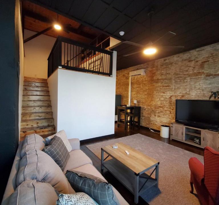 Vevay Apartment | The Loft Sleeps 6 Includes Fully Equipped Kitchen, Washer, Dryer, Heat, and Air Conditioning
