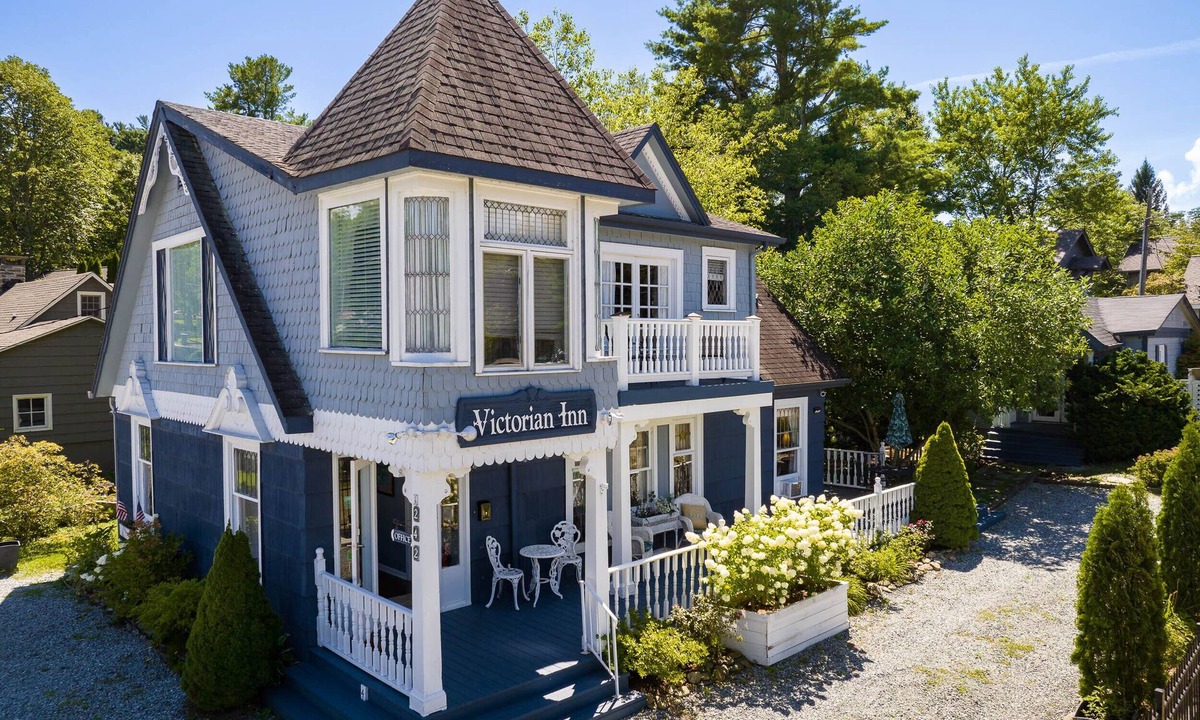 Blowing Rock House | The Victorian Inn Blowing Rock