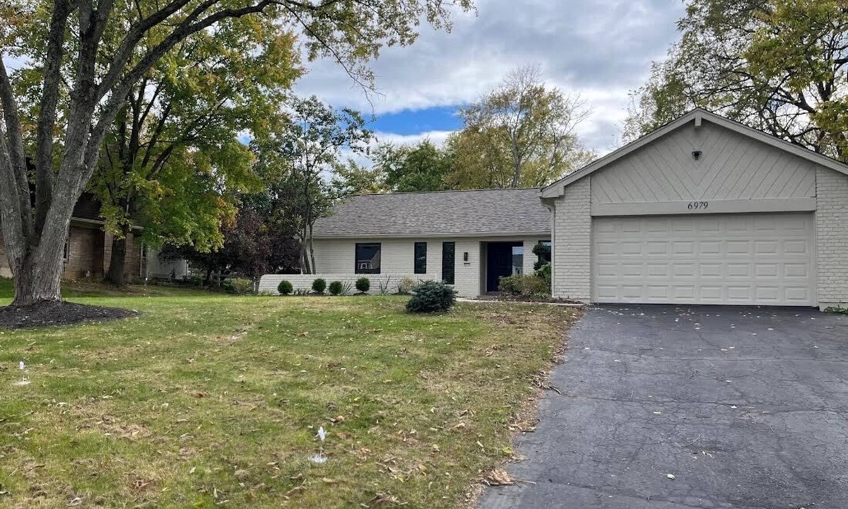 West Chester House | Updated 3-bedroom ranch house in pleasant Cincinnati neighborhood
