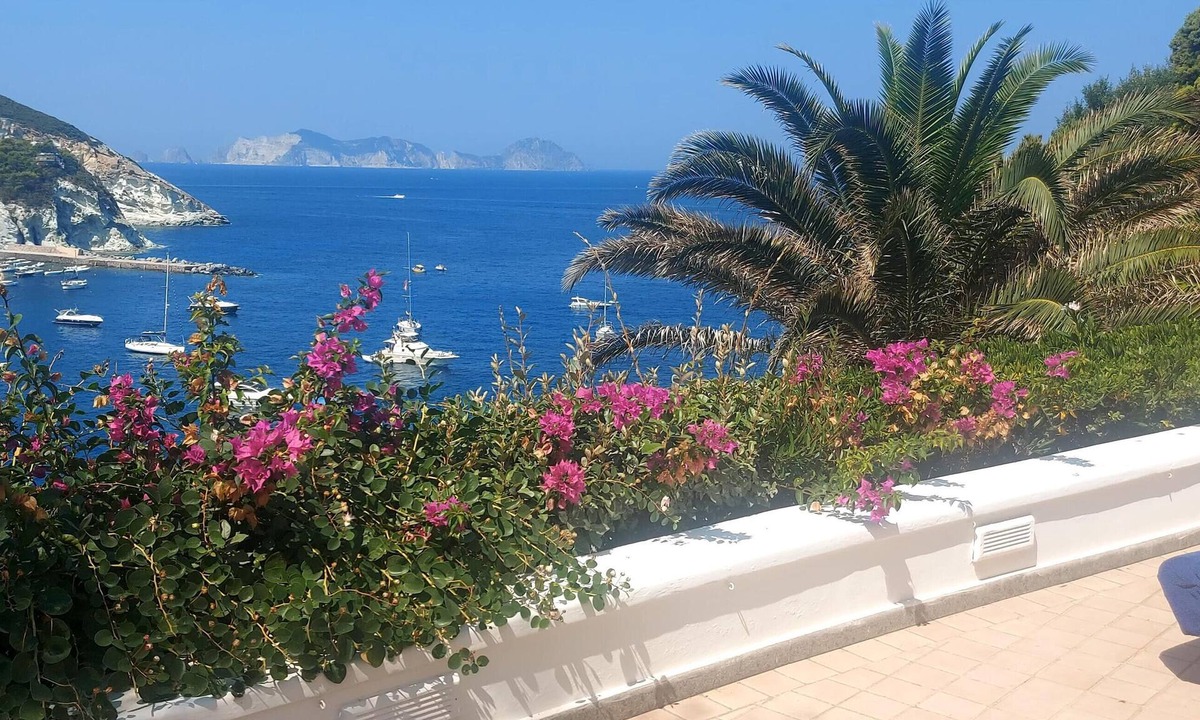 Le Forna Villa | VILLA AMARE