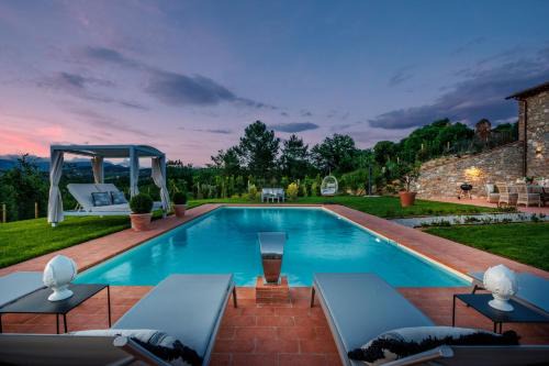 Montecarlo Villa | Villa Flora