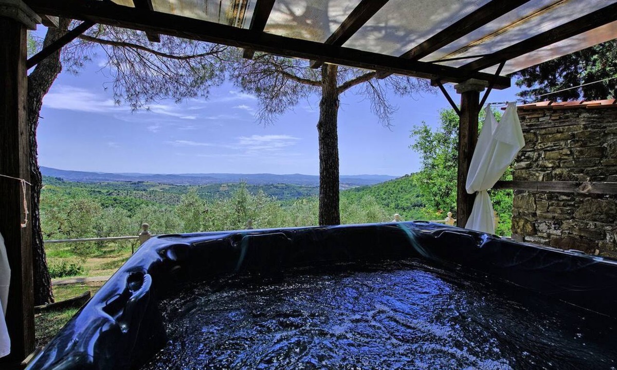Arezzo Villa | Villa Luciano