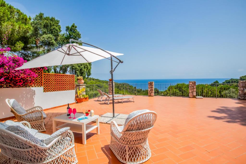 Capoliveri Villa | Villa Perla