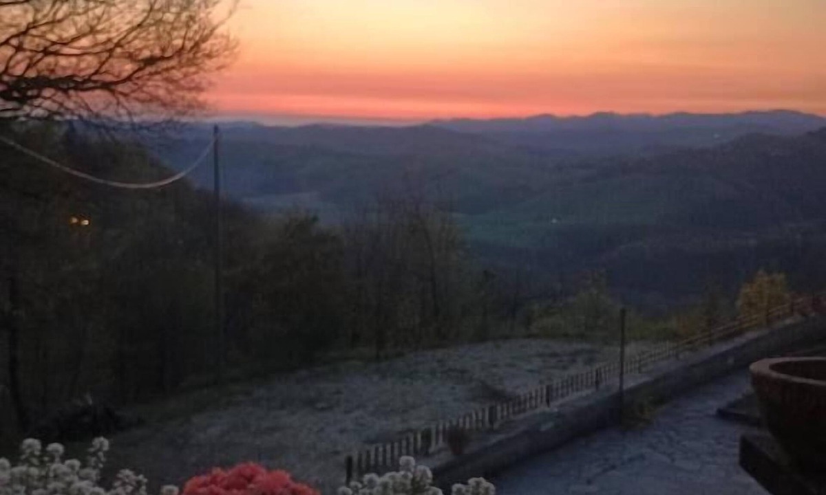 Livergnano Bed & Breakfast | Villa Poggio di Vento Via degli Dei