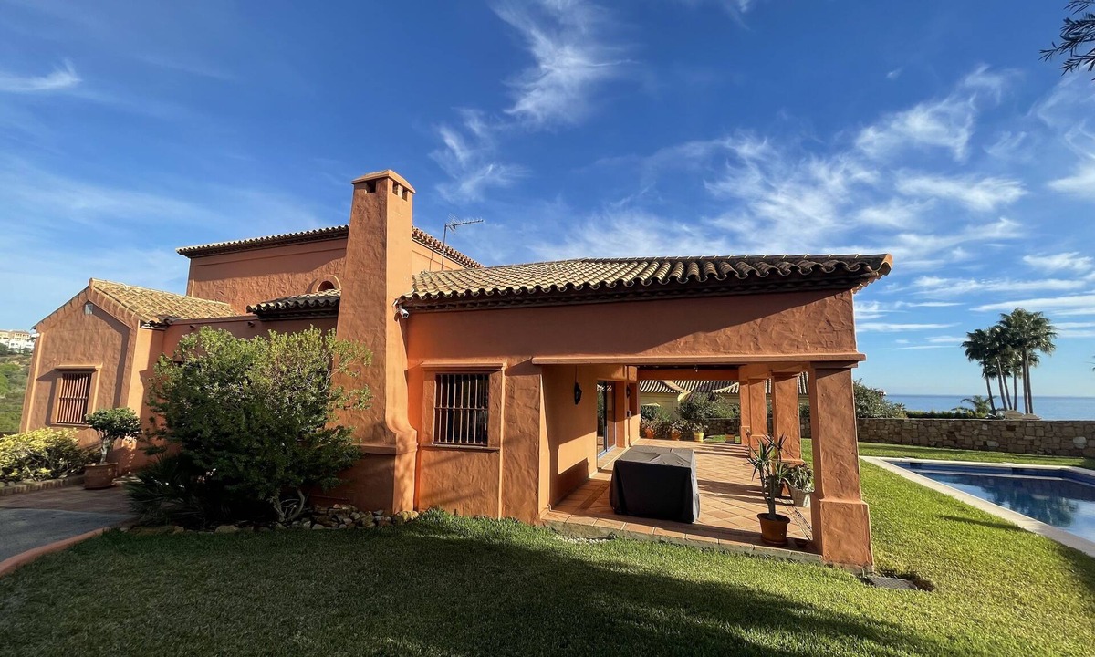 San Diego Villa | VILLA WITH POOL 5 MINUTES FROM THE BEACH