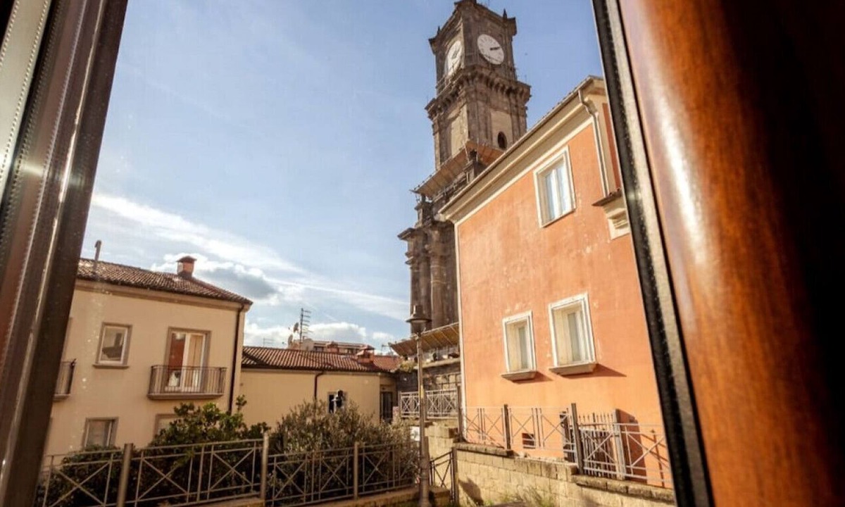 Avellino Condo | Vrbo Property
