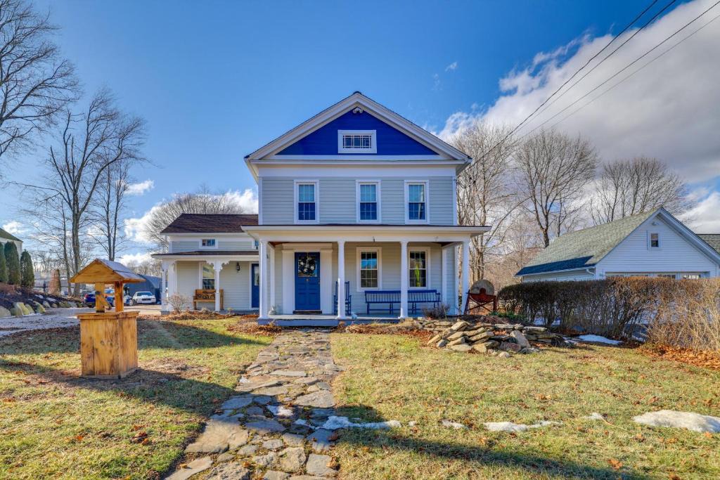 Bethlehem Apartment | Walk to Memorial Park: Pet-Friendly Bethlehem Home