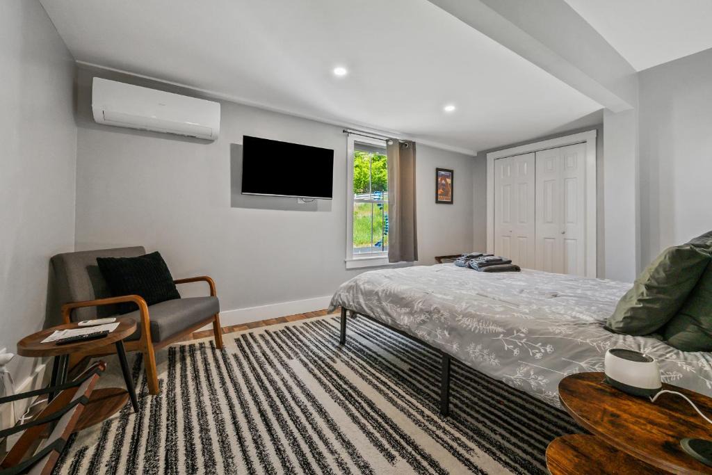 Whitefield House | Willard Modern Cozy Apt 1st Floor