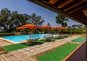Apartment "Casa Vacanza Il Carpignone 4" with Lake View