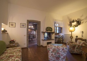 Comfortable accommodation in a castle, swimming pool