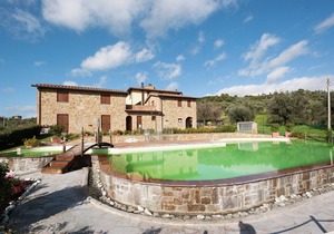 Stylish Mansion in Monte del Lago with Lake View