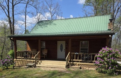 Jamestown House | 2 Bed 1 bath rustic, pet friendly, Big South Fork