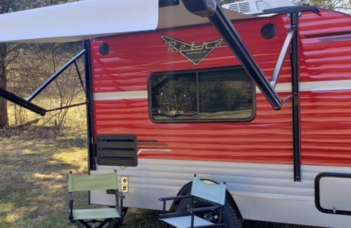 Warrenton House | 2021 Riverside RV Retro 135 Camper Trailer