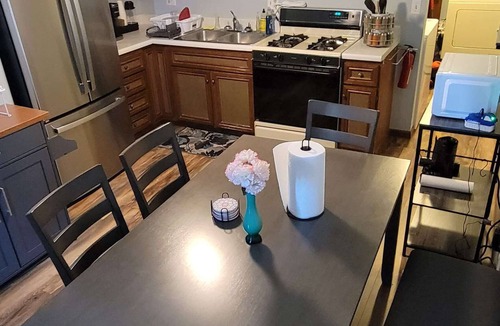 Centralia House | 3 BR Home near Foundation Park