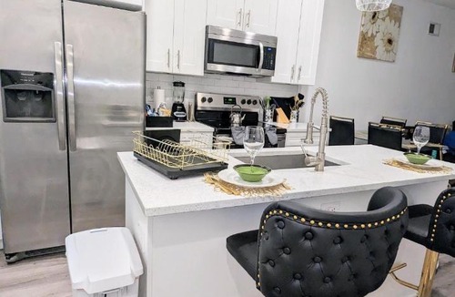North Philadelphia West Apartment | 3BR-2BA Luxurious Green Oasis Private Backyard Patio