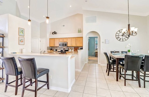 Cape Coral Villa | 4 bedroom villa with pool & spa (heatable) Tiki bar overlooking the water!
