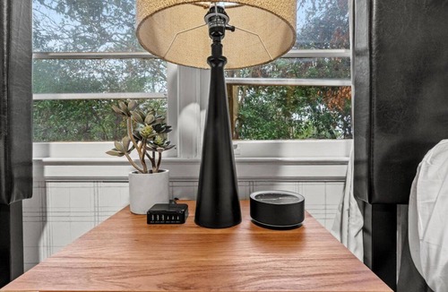 Augusta House | 5 Star Luxury Rental Just 5 min from Masters/Hot Tub/Fire Pit/EV Charger